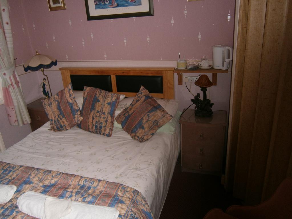 Guesthouse The Royale Hotel Blackpool Exterior photo